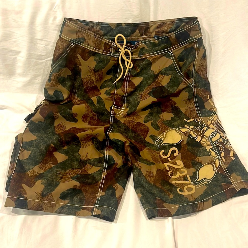 Men’s Ralph Lauren camouflage cargo shorts